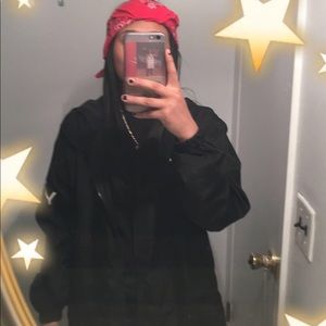 Meet your Posher, Ana